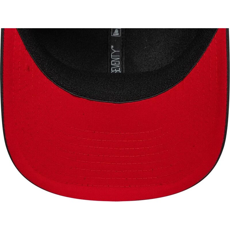 epci-curbata-negru-snapback-9seventy-stretch-snap-fw-poly-de-ac-milan-serie-a-de-new-era