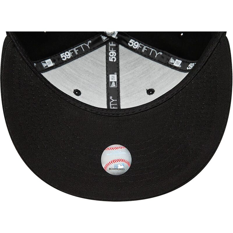 epci-plata-negru-fitted-59fifty-de-chicago-white-sox-mlb-de-new-era epci-plata-negru-fitted-59fifty-de-chicago-white-sox-mlb-de-new-era
