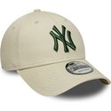 epci-curbata-bej-reglabila-9forty-league-essential-de-new-york-yankees-mlb-de-new-era