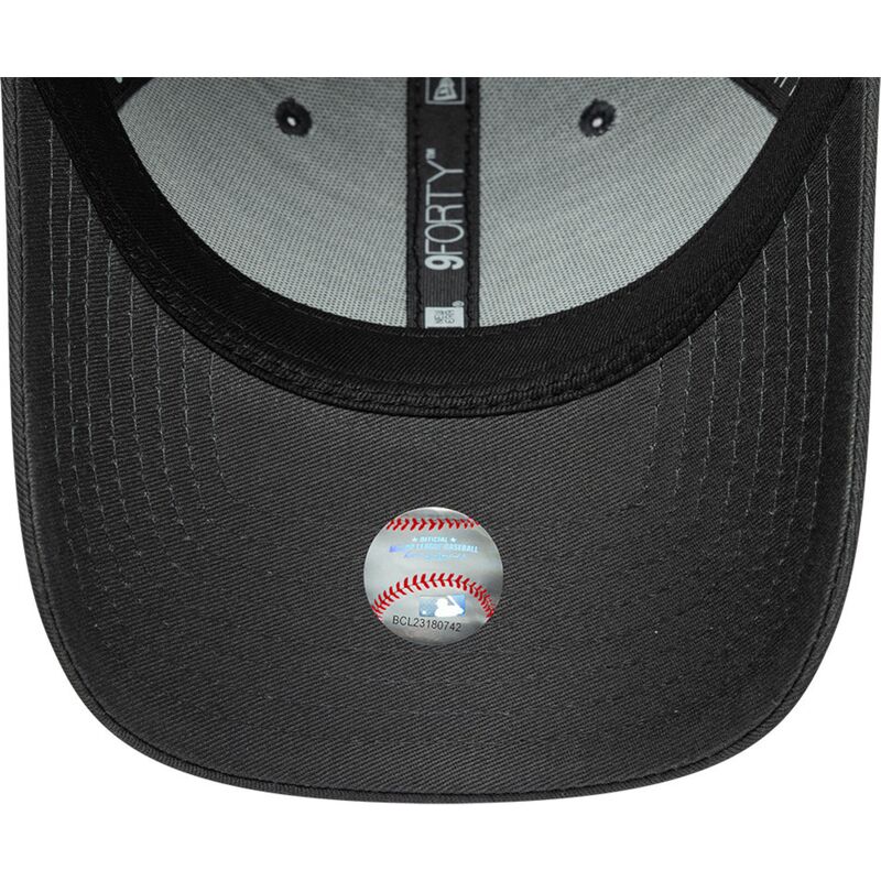epci-curbata-gri-reglabila-9forty-metallic-outline-de-new-york-yankees-mlb-de-new-era