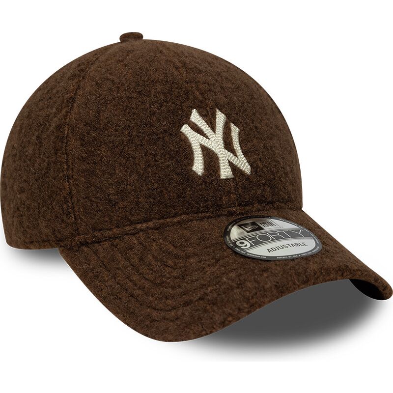 epci-curbata-maro-snapback-9forty-winter-borg-de-new-york-yankees-mlb-de-new-era