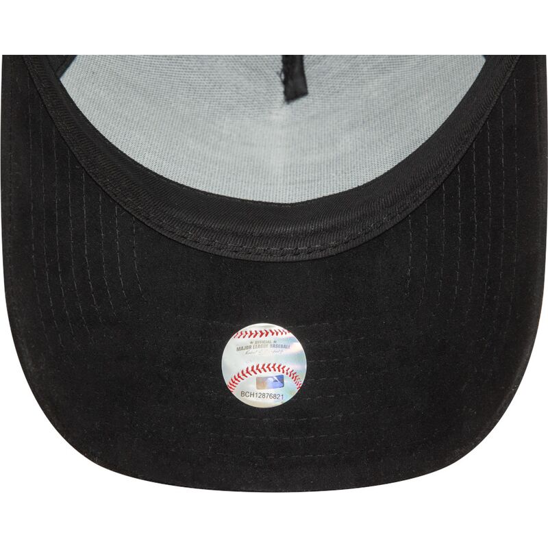 epci-curbata-negru-snapback-e-frame-faux-suede-de-new-york-yankees-mlb-de-new-era