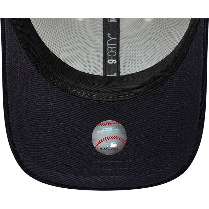 epci-curbata-bej-reglabila-9forty-m-crown-cord-de-new-york-yankees-mlb-de-new-era epci-curbata-bej-reglabila-9forty-m-crown-cord-de-new-york-yankees-mlb-de-new-era