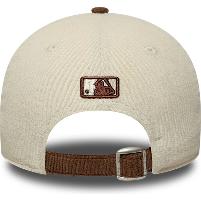 epci-curbata-maro-reglabila-9forty-m-crown-cord-de-new-york-yankees-mlb-de-new-era epci-curbata-maro-reglabila-9forty-m-crown-cord-de-new-york-yankees-mlb-de-new-era