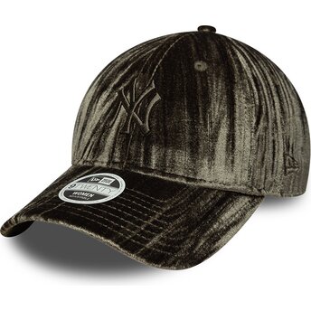 Șepci curbată verzișor reglabilă 9TWENTY Velour de New York Yankees MLB de New Era