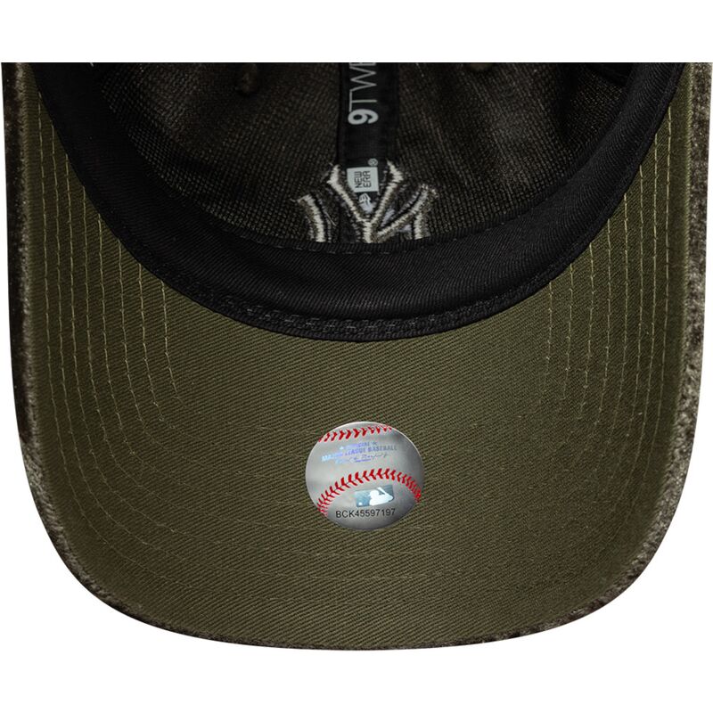 epci-curbata-verzior-reglabila-9twenty-velour-de-new-york-yankees-mlb-de-new-era epci-curbata-verzior-reglabila-9twenty-velour-de-new-york-yankees-mlb-de-new-era