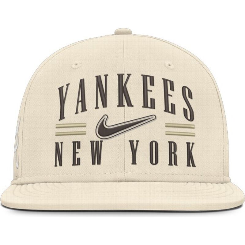 epci-plata-bej-fitted-dri-fit-true-structured-aero-bill-de-new-york-yankees-mlb-de-nike epci-plata-bej-fitted-dri-fit-true-structured-aero-bill-de-new-york-yankees-mlb-de-nike