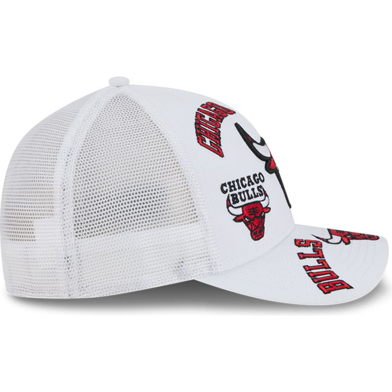 epci-curbata-alb-snapback-9forty-m-crown-a-frame-all-over-de-chicago-bulls-nba-de-new-era