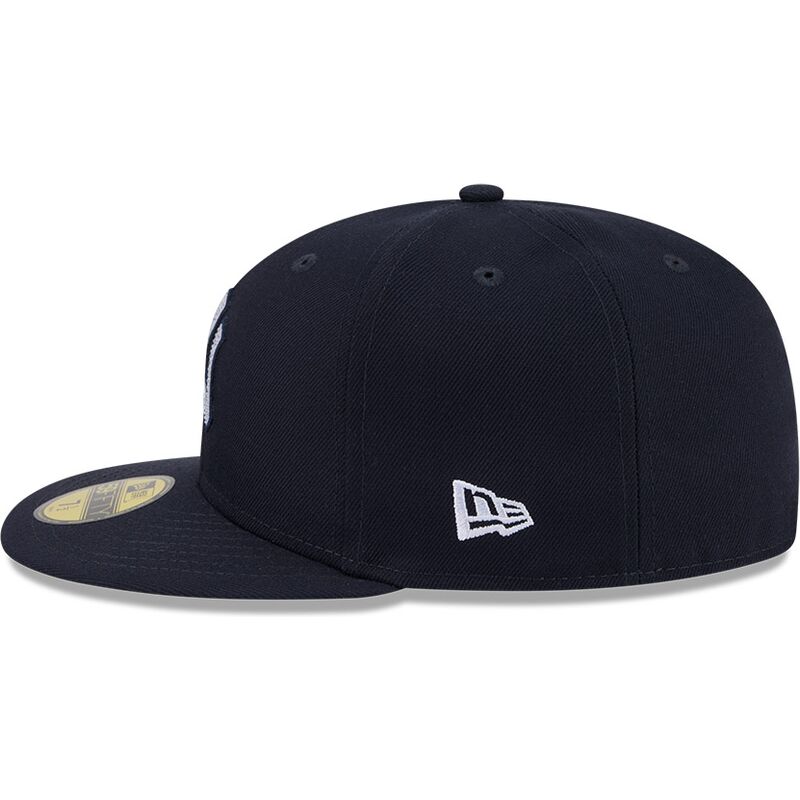 epci-plata-bleumarin-fitted-59fifty-rhinestone-badge-de-new-york-yankees-mlb-de-new-era epci-plata-bleumarin-fitted-59fifty-rhinestone-badge-de-new-york-yankees-mlb-de-new-era