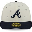 epci-curbata-bej-fitted-59fifty-beads-na-lifestyle-f1-de-atlanta-braves-mlb-de-new-era