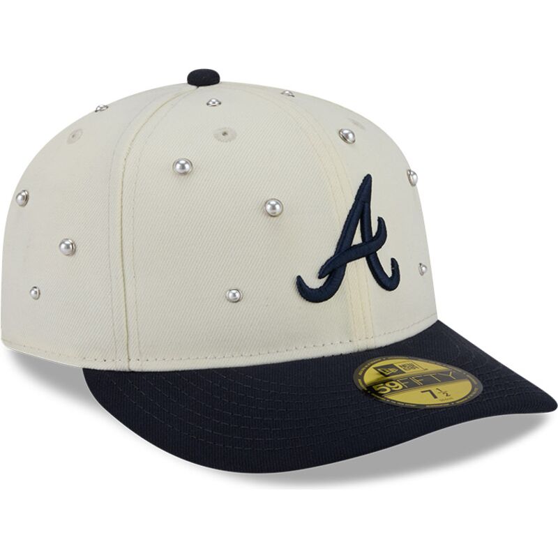 epci-curbata-bej-fitted-59fifty-beads-na-lifestyle-f1-de-atlanta-braves-mlb-de-new-era