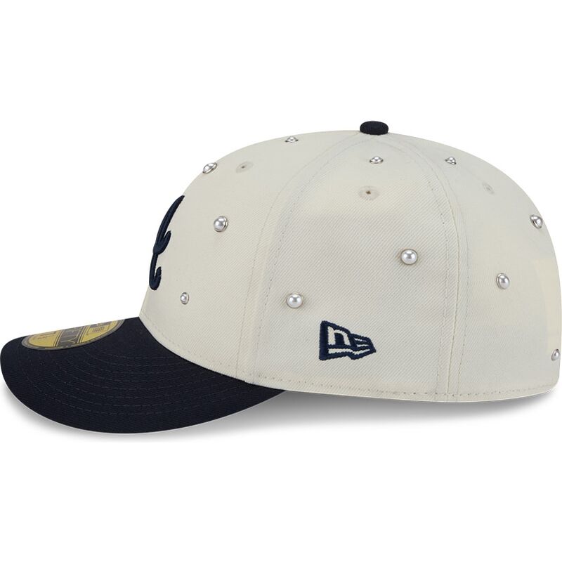 epci-curbata-bej-fitted-59fifty-beads-na-lifestyle-f1-de-atlanta-braves-mlb-de-new-era