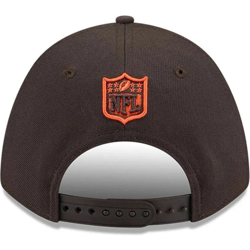 epci-curbata-maro-snapback-9forty-m-crown-team-de-cleveland-browns-nfl-de-new-era epci-curbata-maro-snapback-9forty-m-crown-team-de-cleveland-browns-nfl-de-new-era