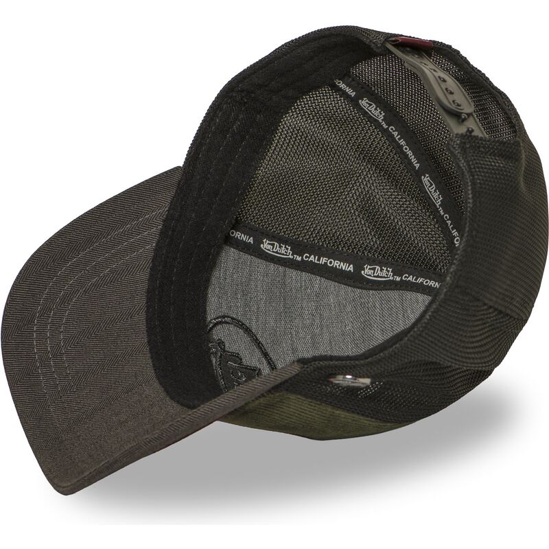 epci-curbata-verzior-snapback-shield07-de-von-dutch