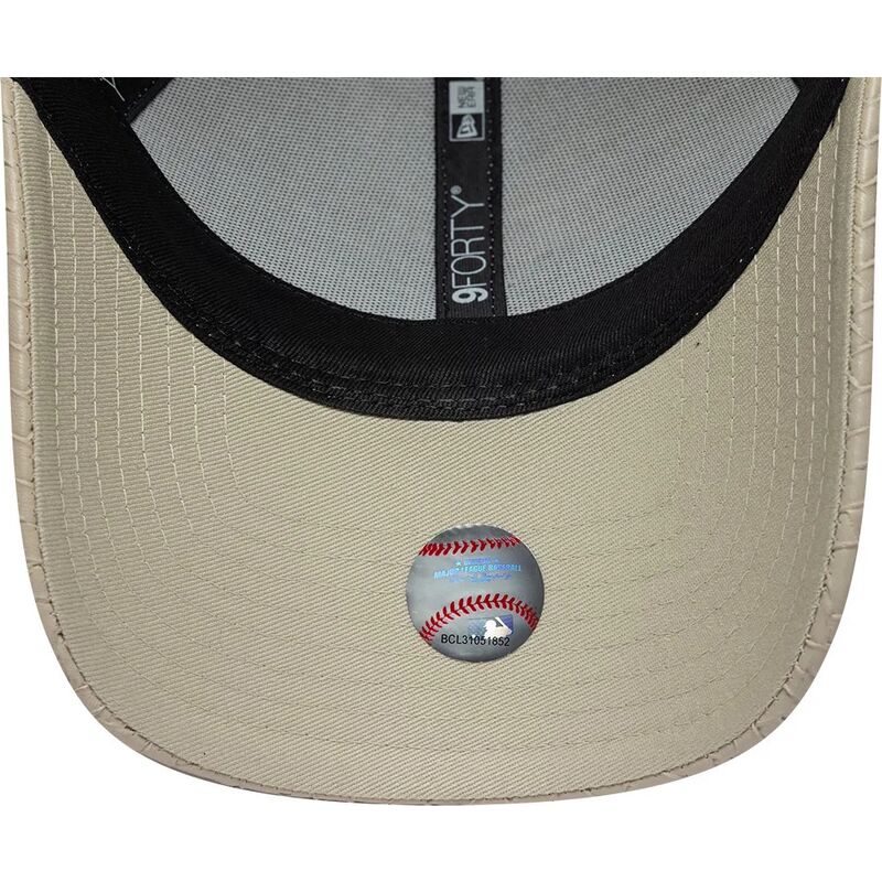 epci-curbata-bej-reglabila-9forty-pu-weave-de-new-york-yankees-mlb-de-new-era