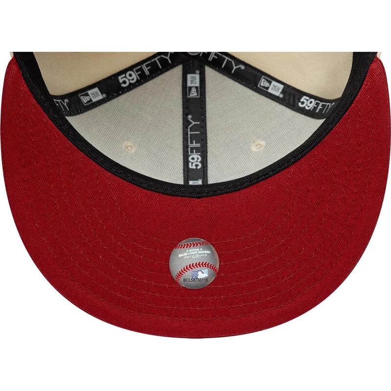 epci-plata-bej-fitted-59fifty-league-essential-de-new-york-yankees-mlb-de-new-era