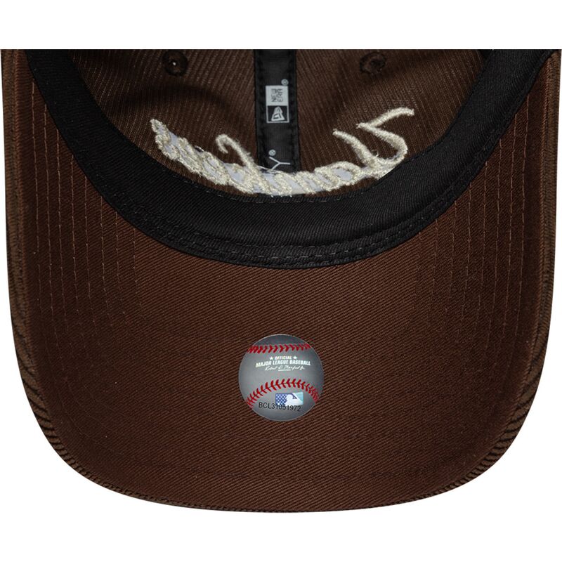 epci-curbata-maro-reglabila-9twenty-cord-script-de-new-york-yankees-mlb-de-new-era