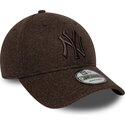 epci-curbata-maro-snapback-9forty-winter-de-new-york-yankees-mlb-de-new-era