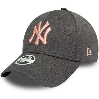Șepci curbată gri reglabilă rosa 9FORTY Tech Jersey de New York Yankees MLB de New Era