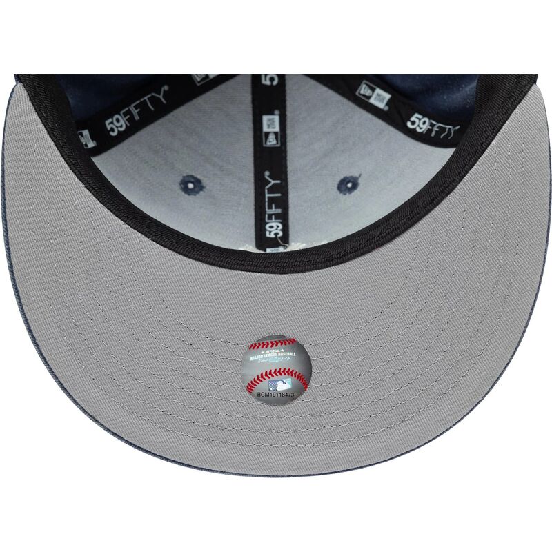 epci-plata-bleumarin-fitted-59fifty-washed-de-new-york-yankees-mlb-de-new-era