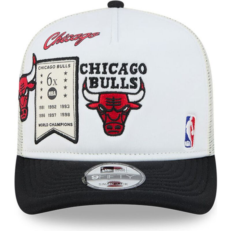 epci-curbata-alb-snapback-hardwood-classics-9fifty-a-frame-precurved-de-chicago-bulls-nba-de-new-era