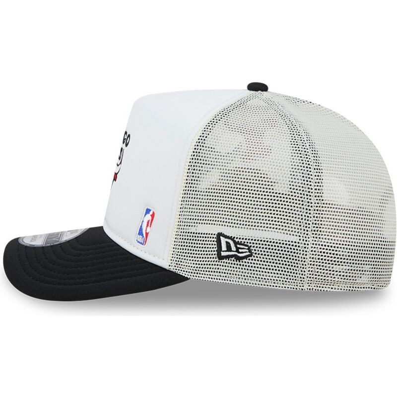 epci-curbata-alb-snapback-hardwood-classics-9fifty-a-frame-precurved-de-chicago-bulls-nba-de-new-era
