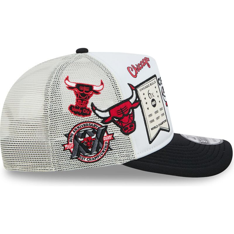 epci-curbata-alb-snapback-hardwood-classics-9fifty-a-frame-precurved-de-chicago-bulls-nba-de-new-era